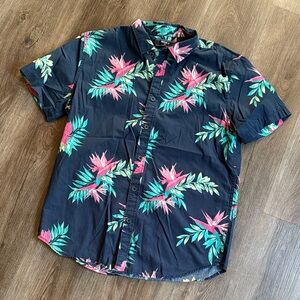 Forever 21 Floral Men's Button Down Shirt
